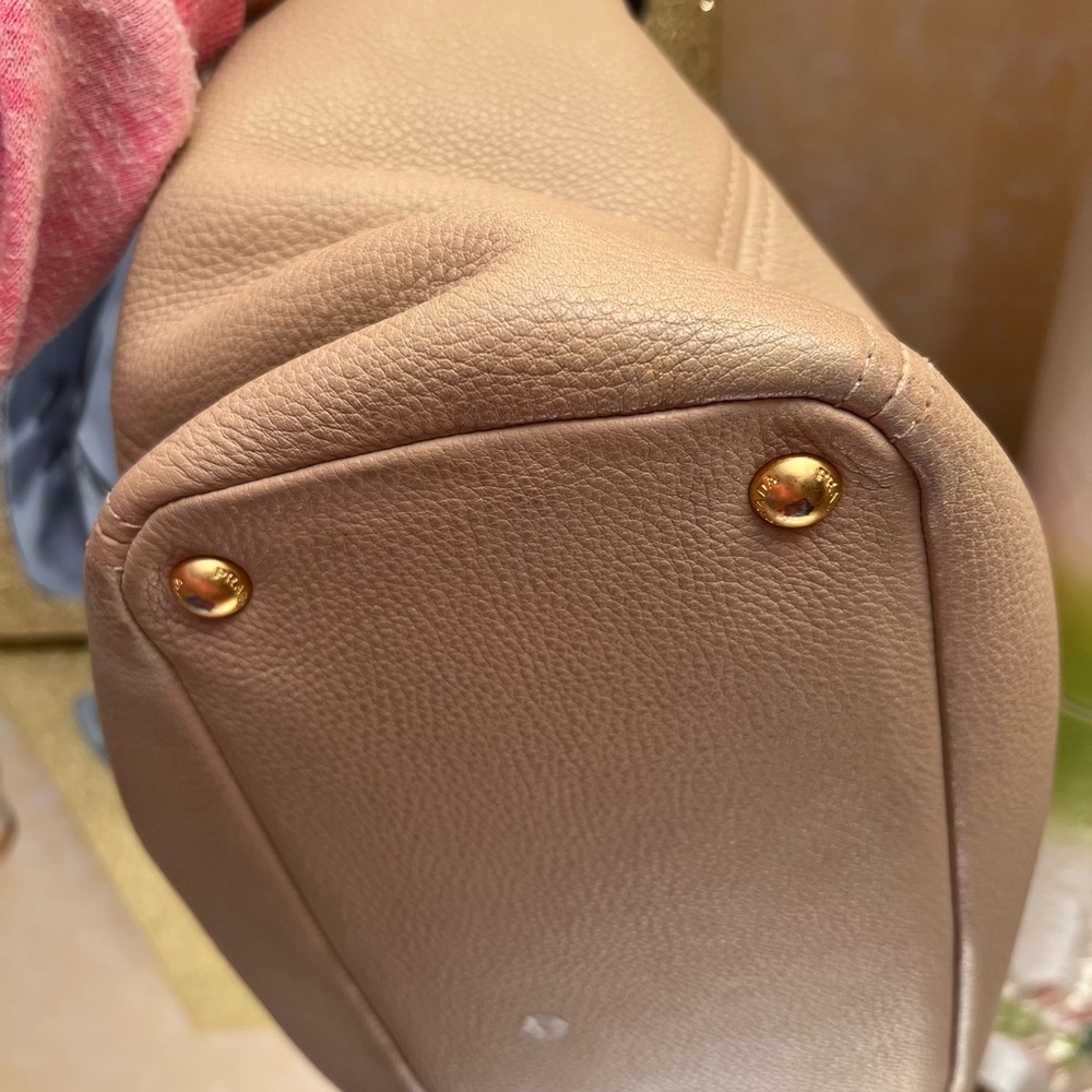 Prada Beige Leather Tote Bag with Gold Hardware - Picture 9 of 16